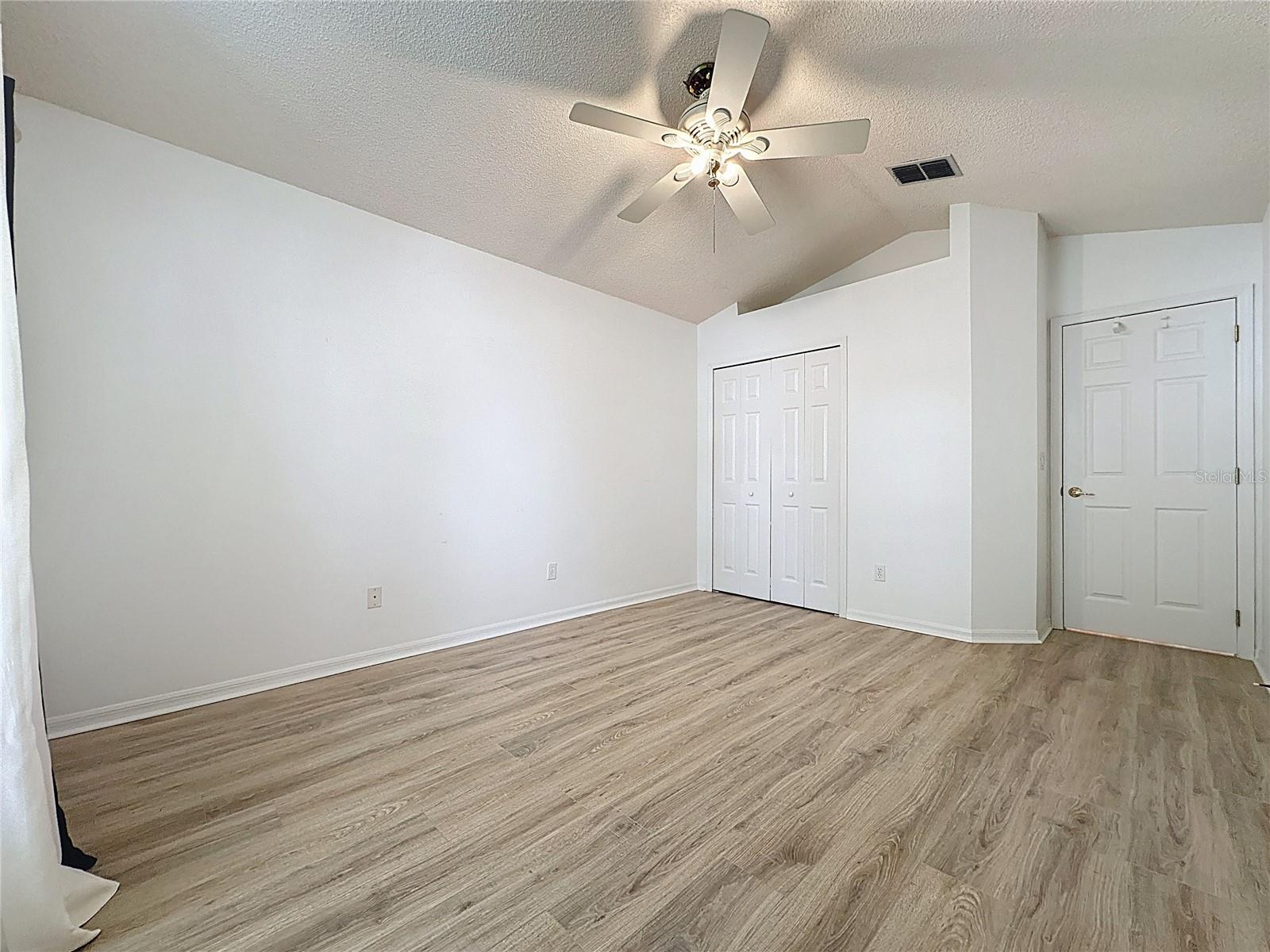 Image 8 of 75 For 3821 Doune Way