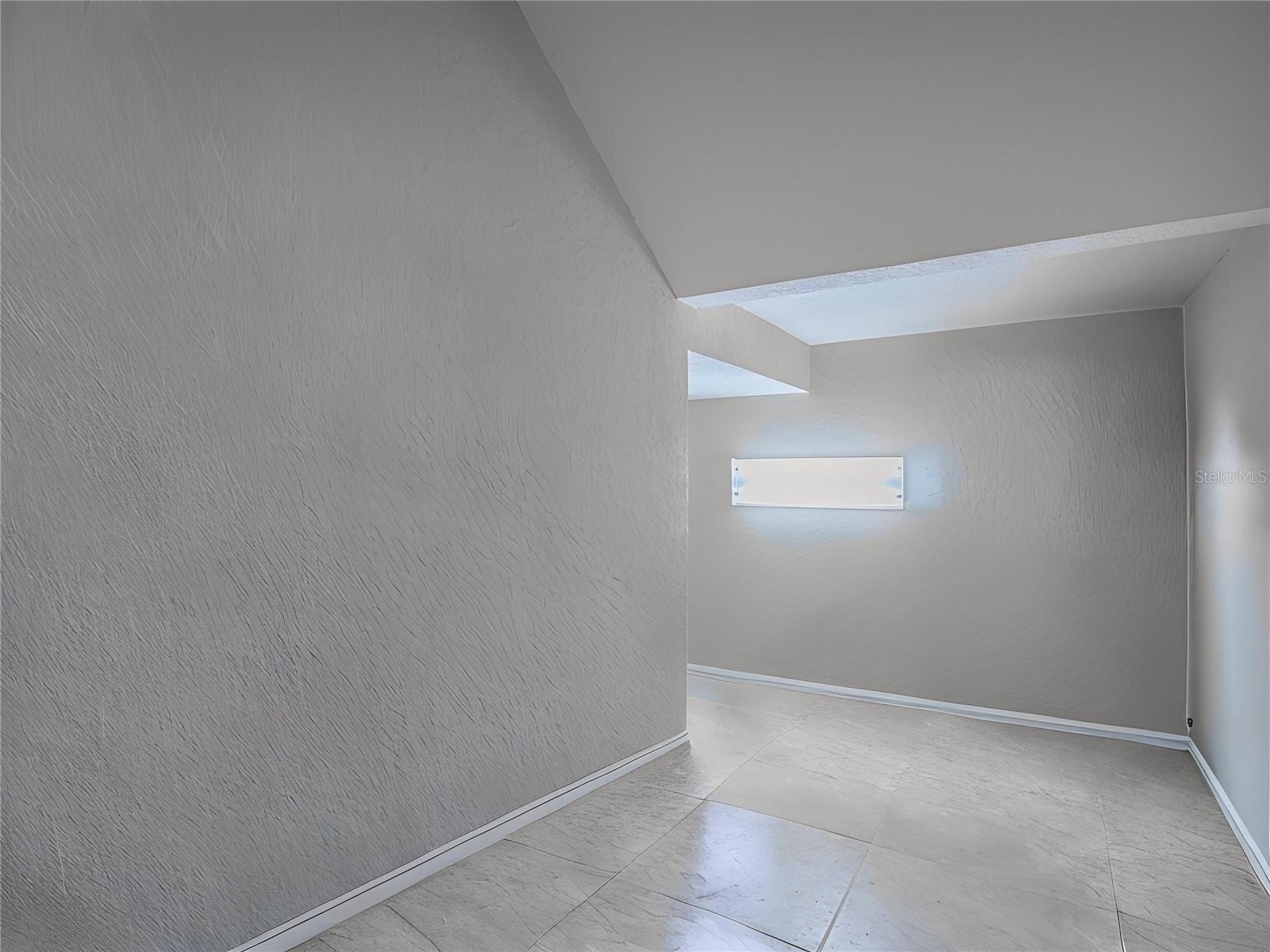 Image 27 of 62 For 4976 Sandpiper Drive