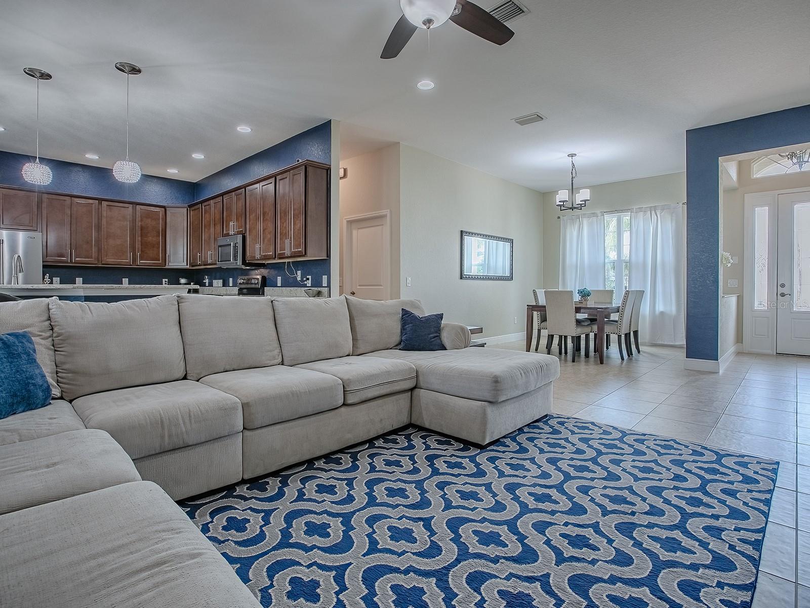 Image 3 of 62 For 4976 Sandpiper Drive
