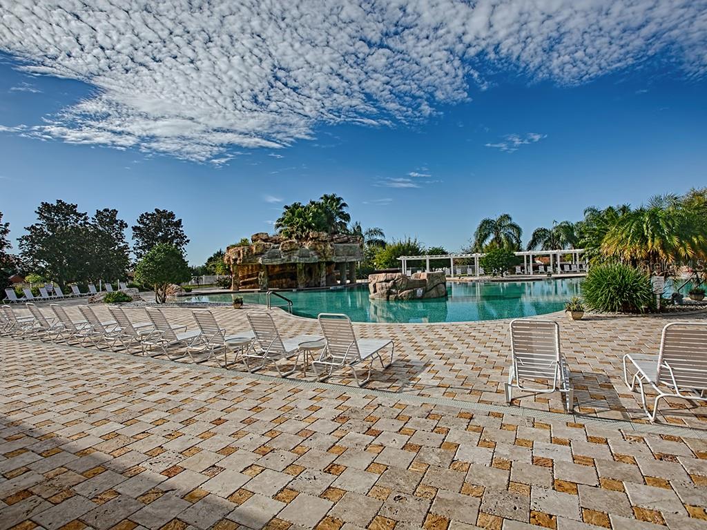 Image 43 of 62 For 4976 Sandpiper Drive