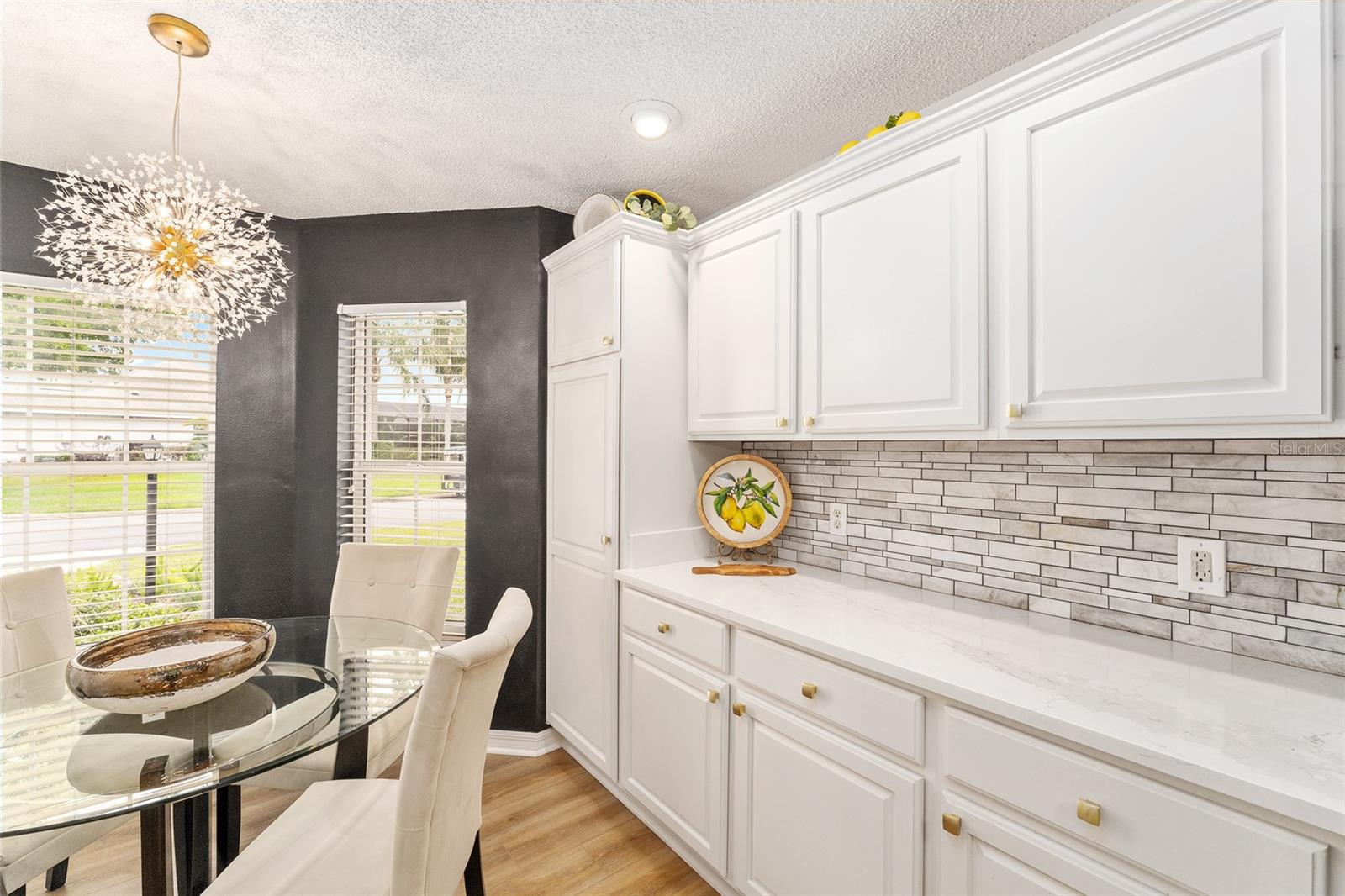 Image 13 of 41 For 467 Weston Manor Drive