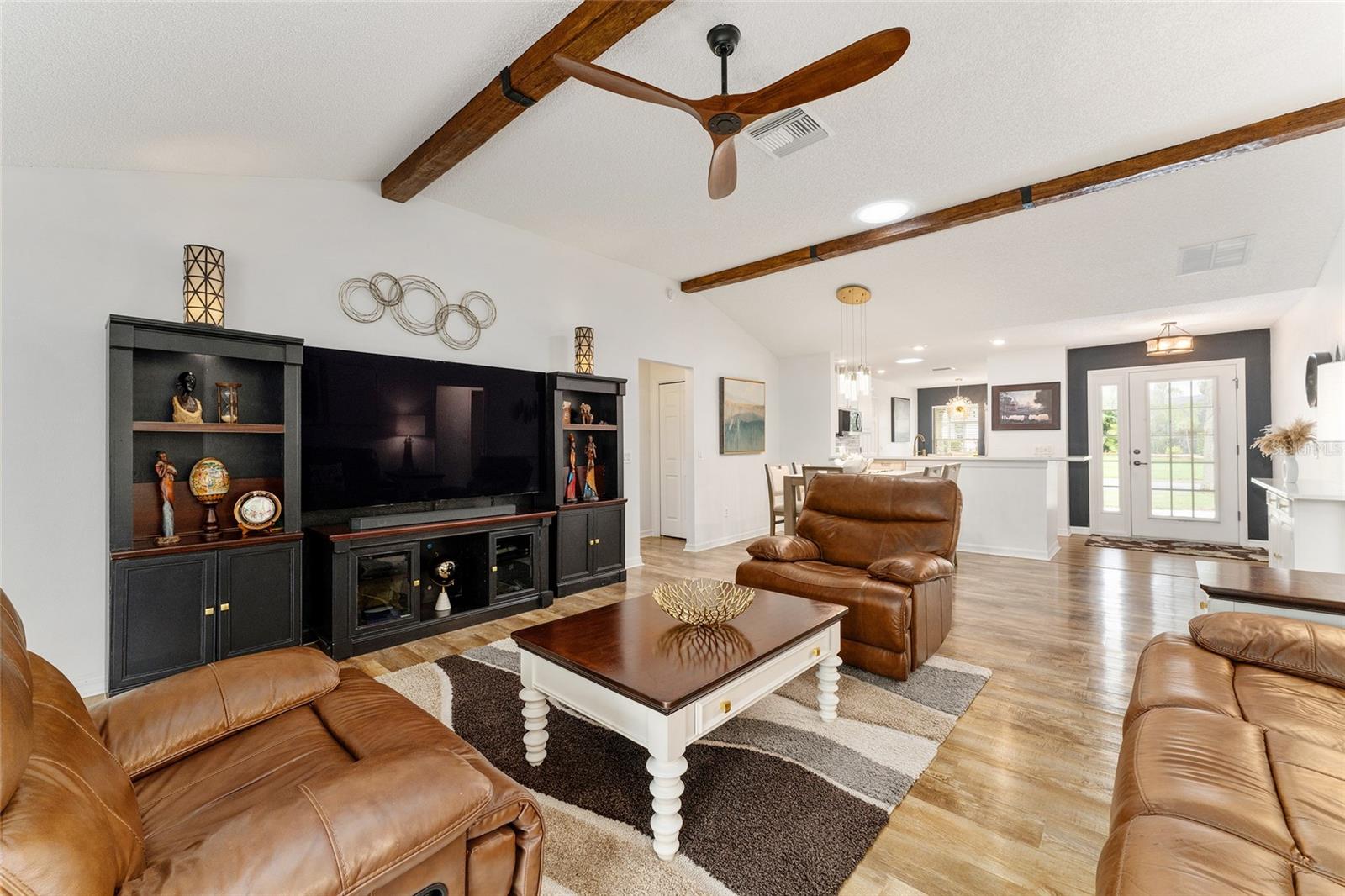 Image 18 of 41 For 467 Weston Manor Drive