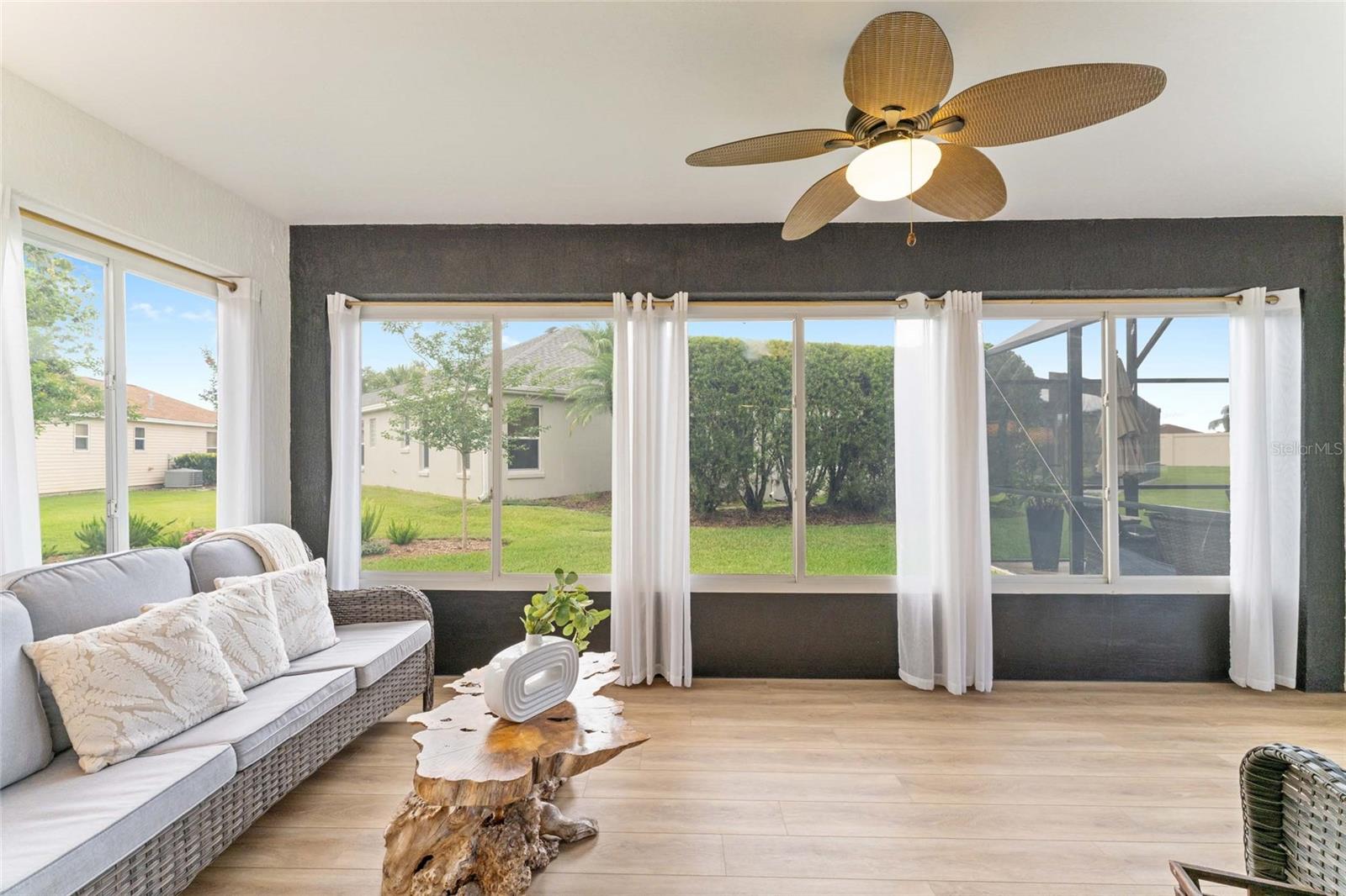 Image 38 of 41 For 467 Weston Manor Drive