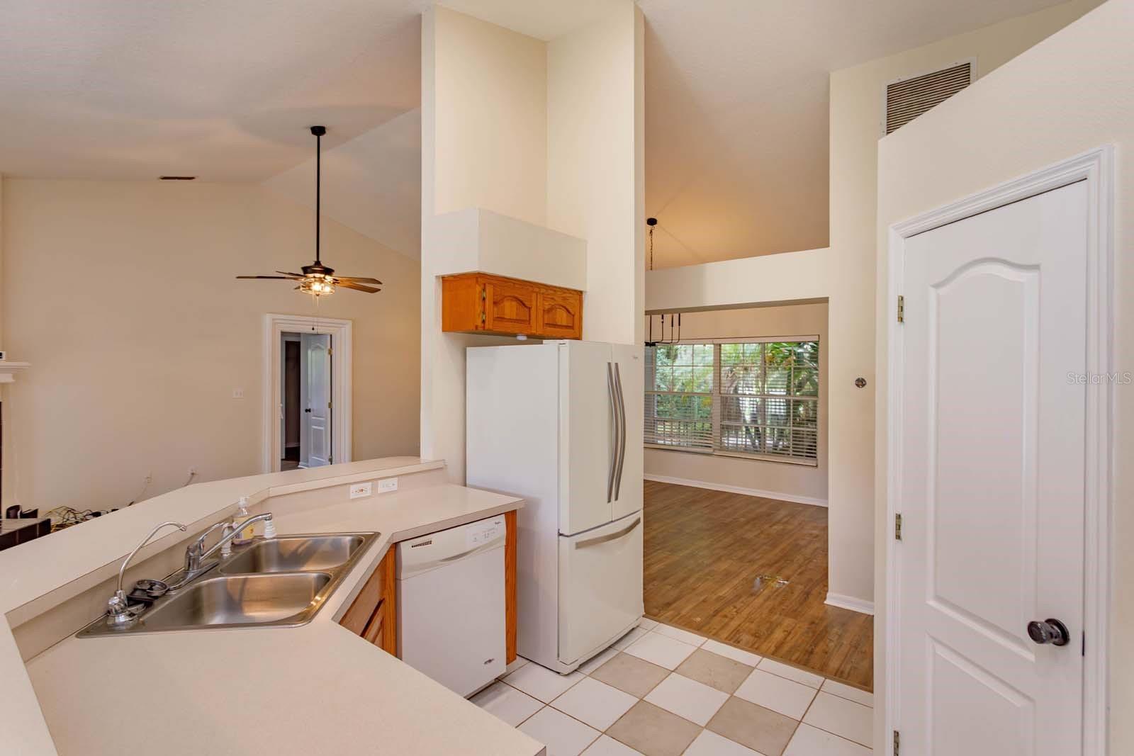 Image 14 of 35 For 11442 Beggs Court