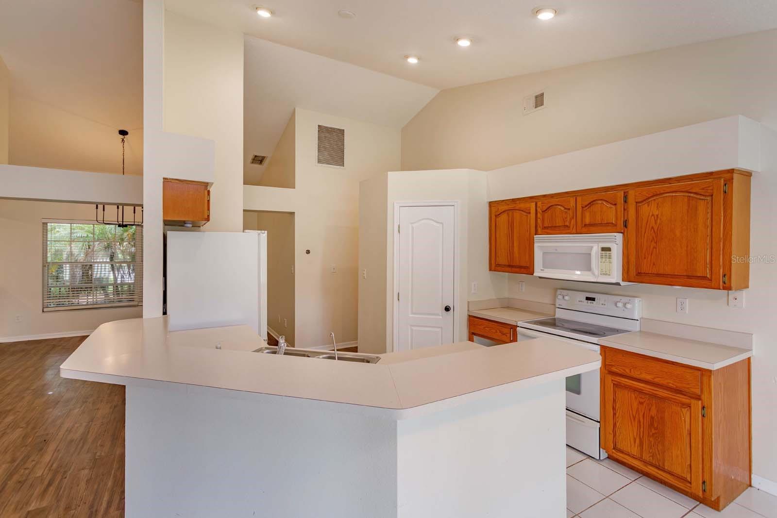 Image 15 of 35 For 11442 Beggs Court