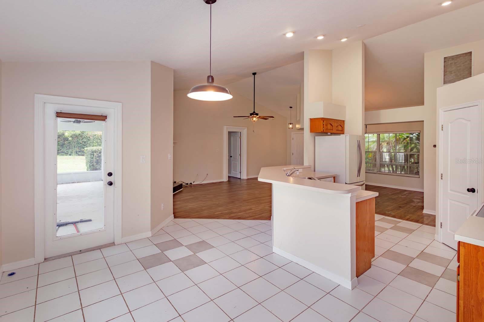 Image 17 of 35 For 11442 Beggs Court