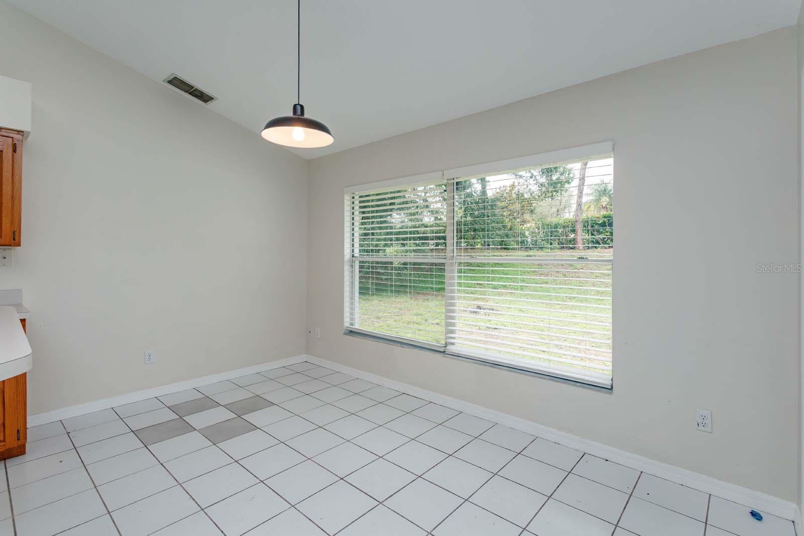 Image 18 of 35 For 11442 Beggs Court