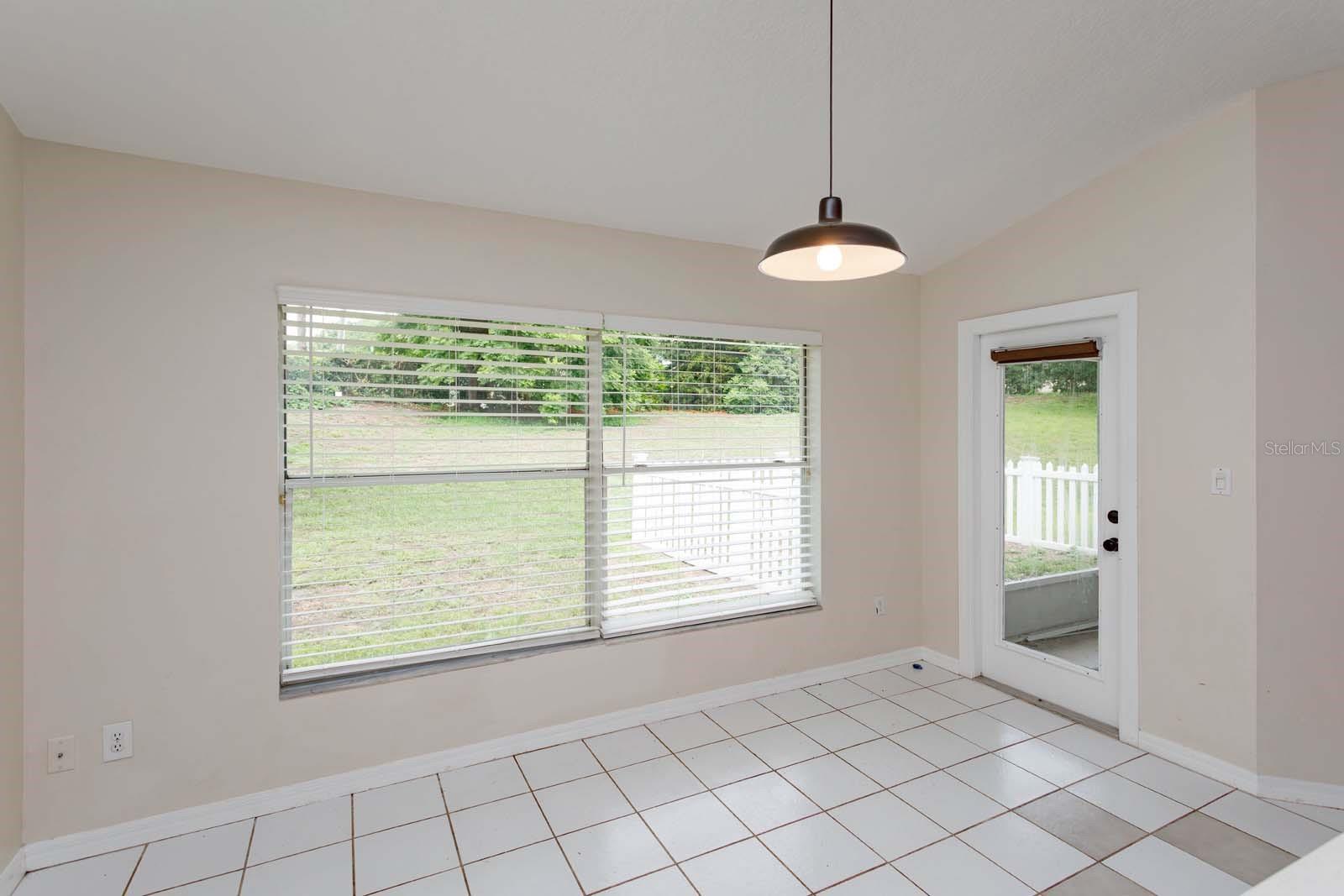 Image 19 of 35 For 11442 Beggs Court
