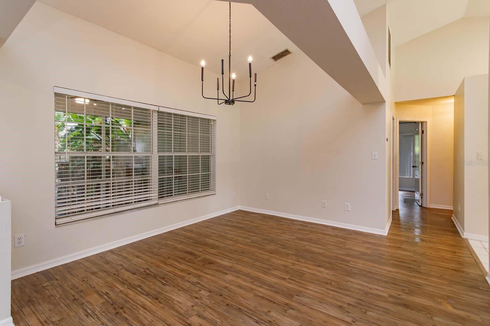Image 9 of 35 For 11442 Beggs Court