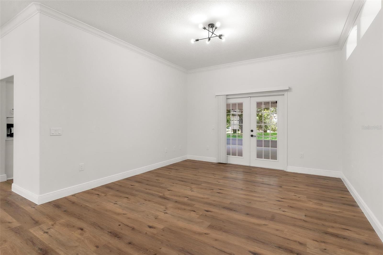 Image 10 of 47 For 39634 Harbor Hills Boulevard