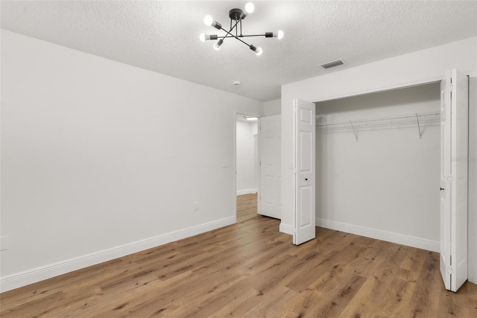 Image 40 of 47 For 39634 Harbor Hills Boulevard