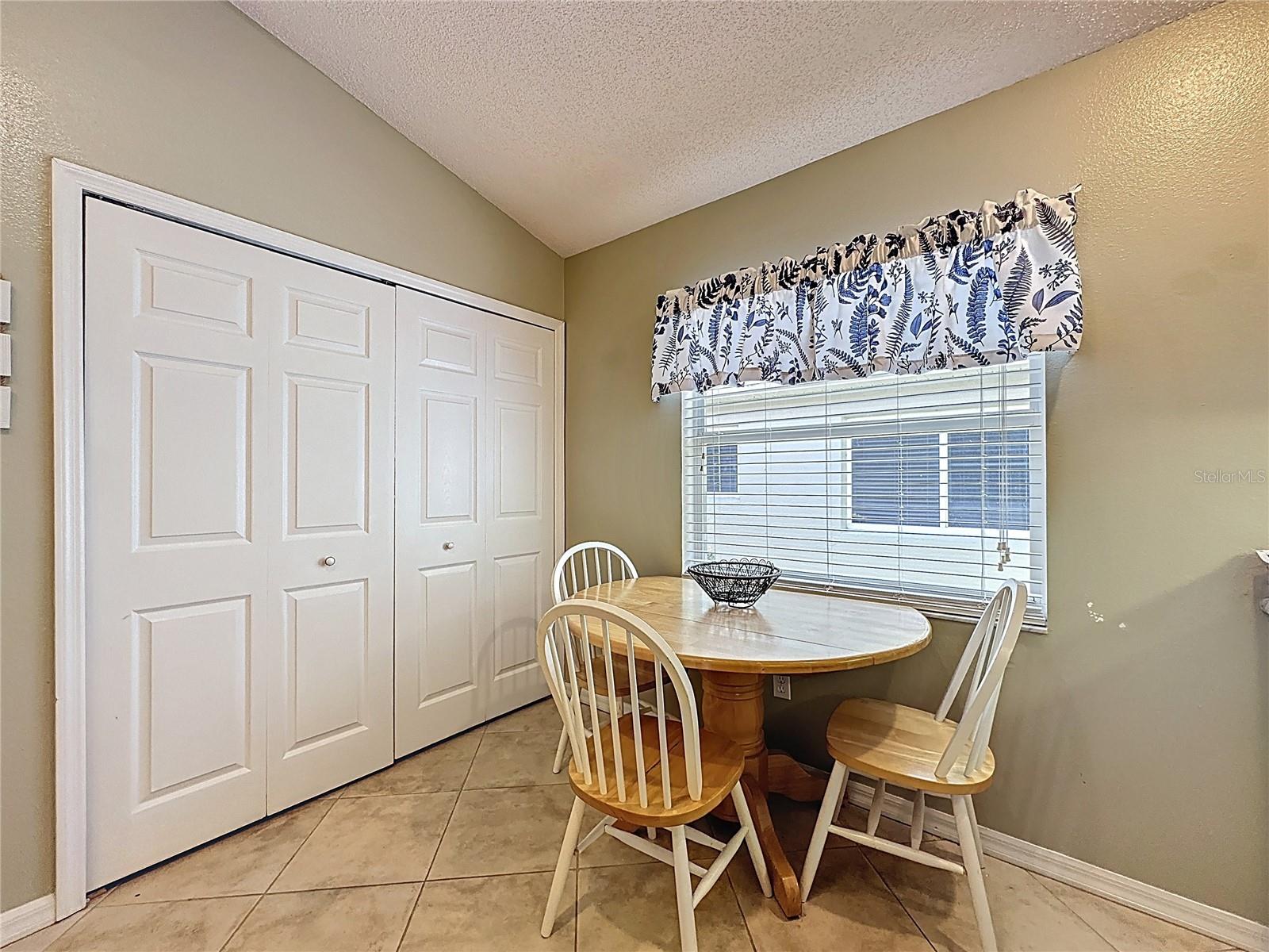 Image 13 of 69 For 3706 Doune Way