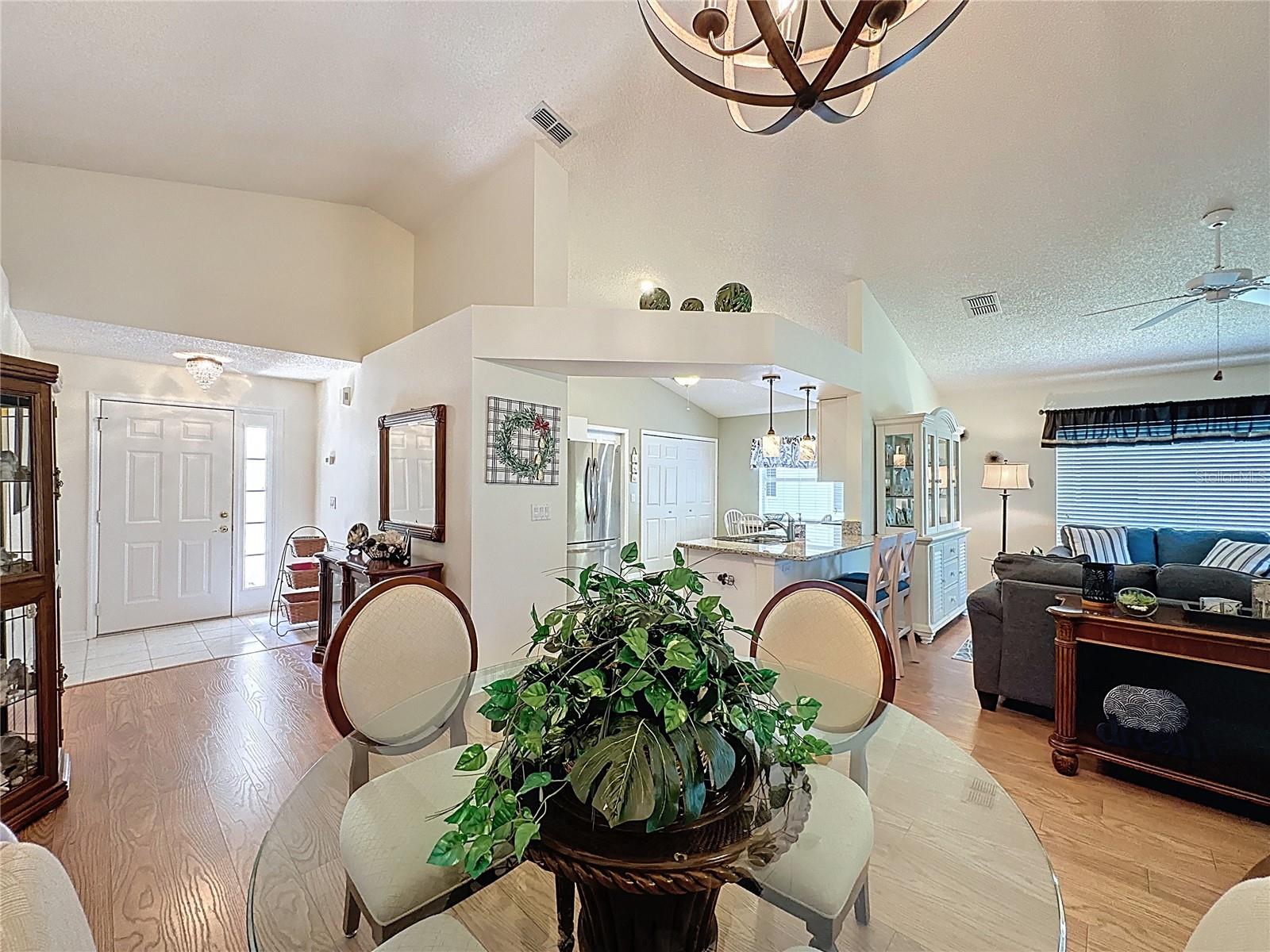 Image 8 of 69 For 3706 Doune Way