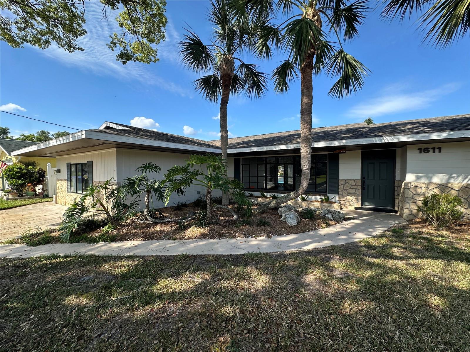 Details for 1611 Canal Court, TAVARES, FL 32778
