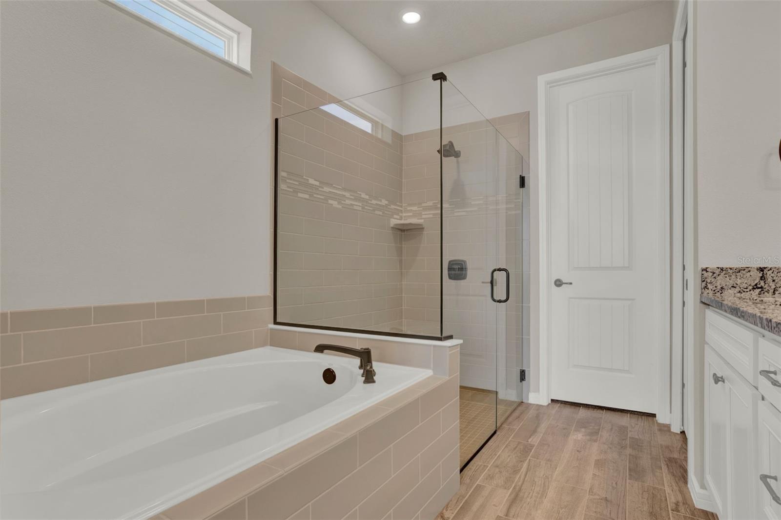 Image 14 of 55 For 7627 Taormina Way