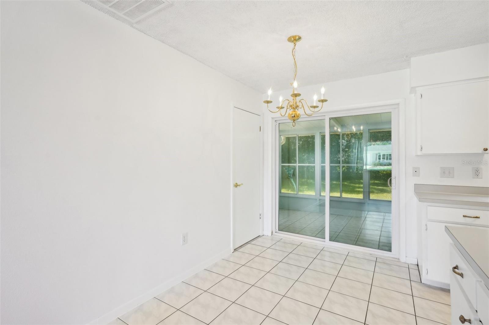 Image 6 of 24 For 11214 77th Court