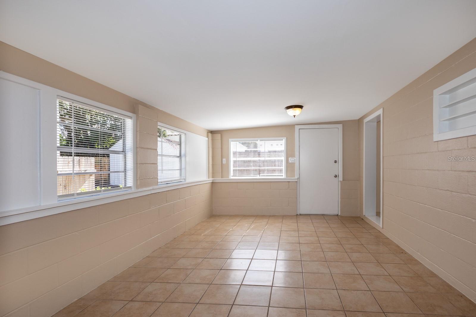 Image 3 of 13 For 4110 Close Court