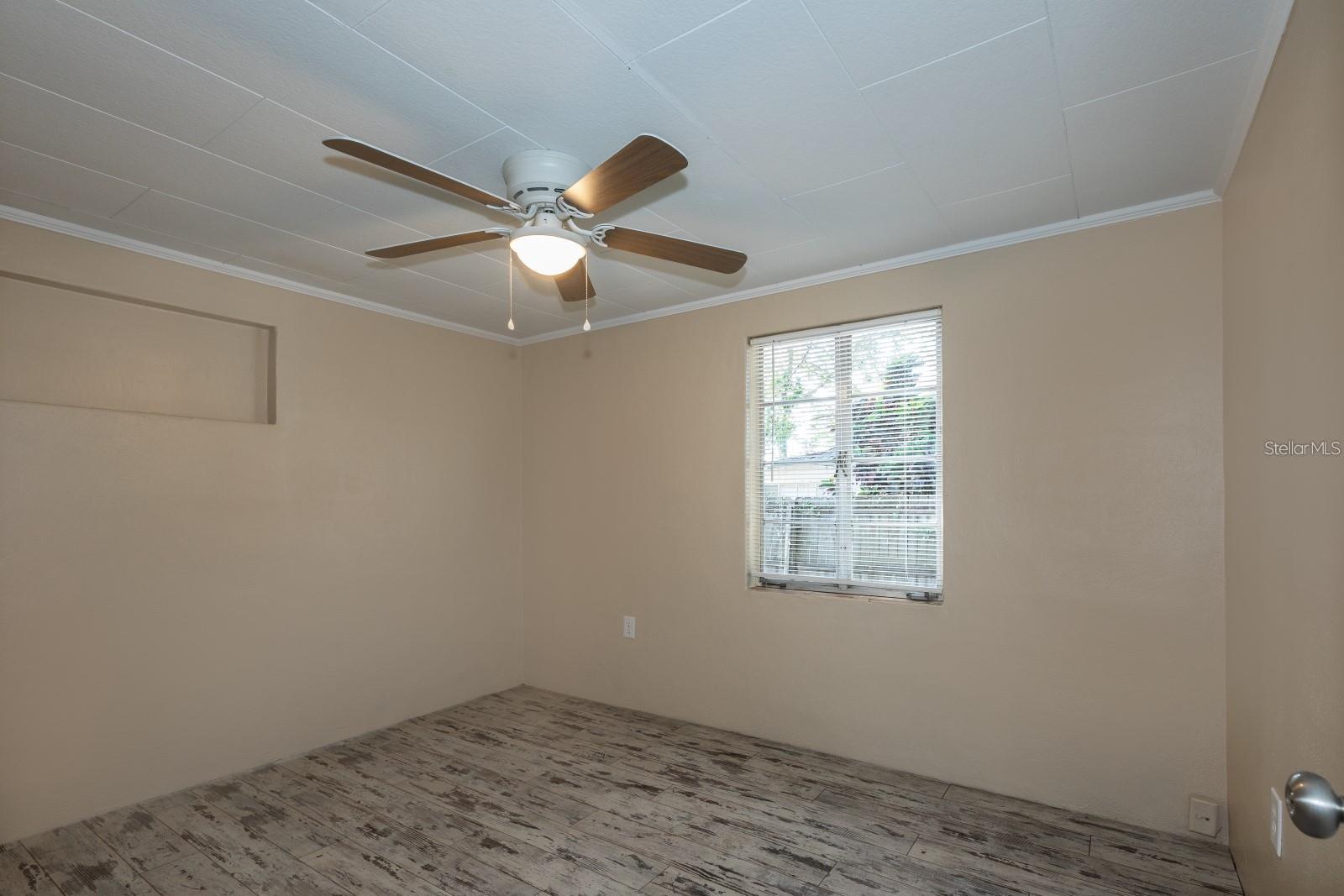 Image 4 of 13 For 4110 Close Court