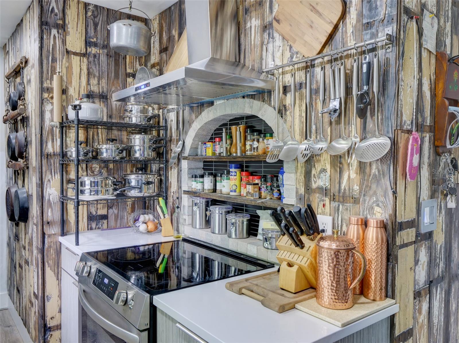 Image 10 of 36 For 37149 Grays Airport