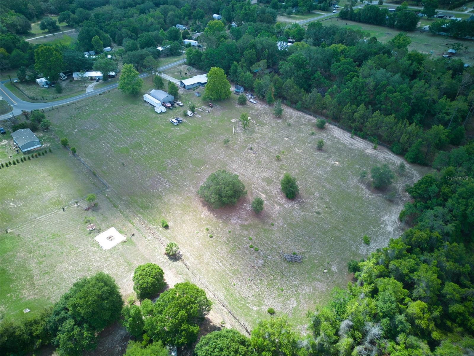 Image 33 of 36 For 37149 Grays Airport