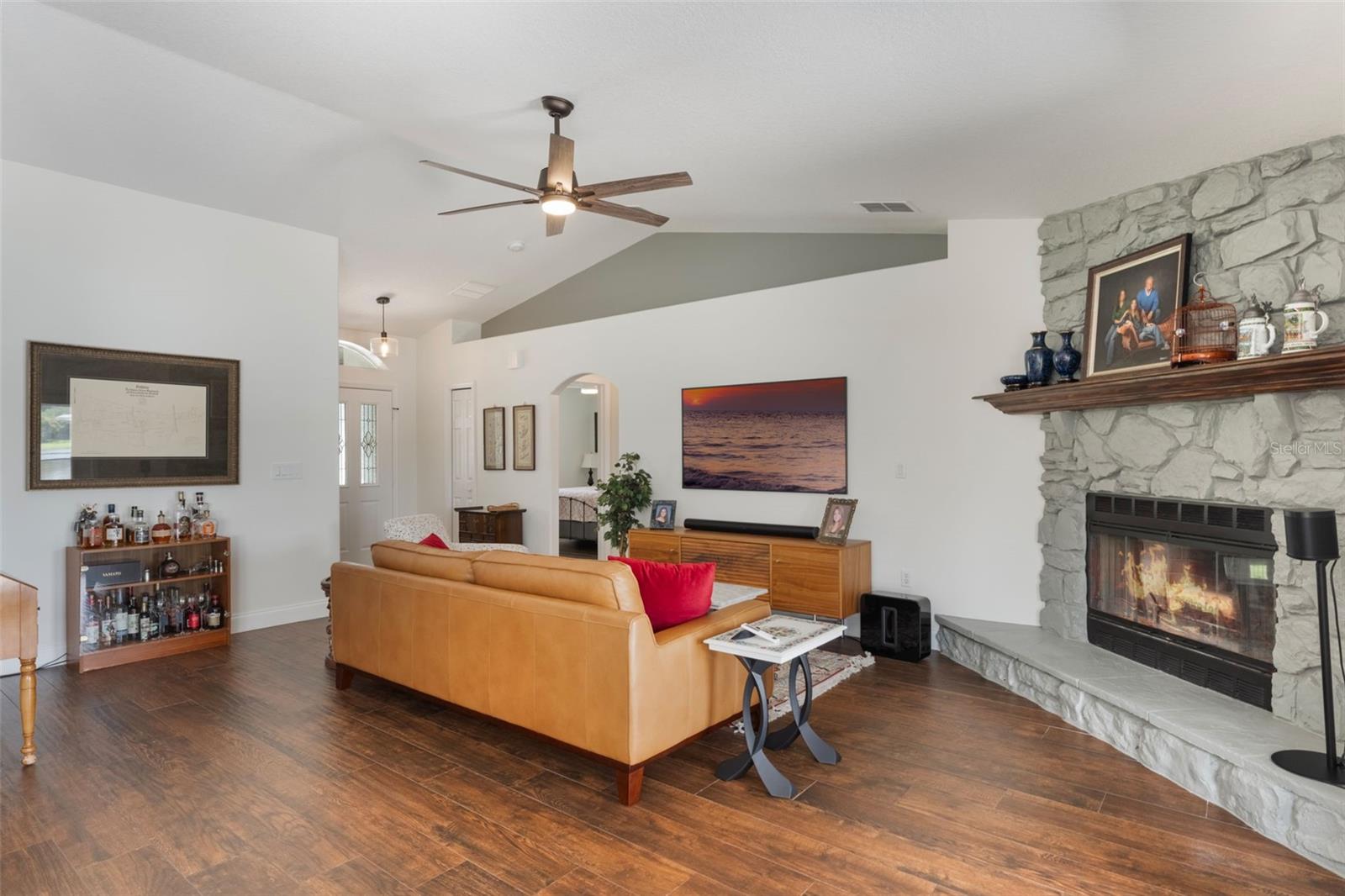 Image 9 of 50 For 4835 Calasans Avenue