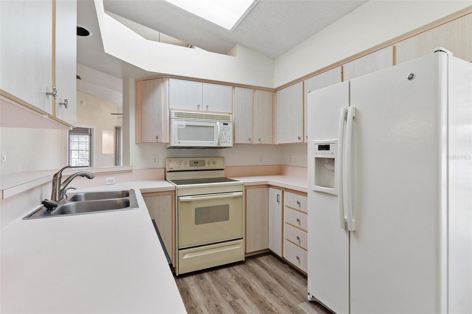 Image 17 of 49 For 26030 Newcombe Circle