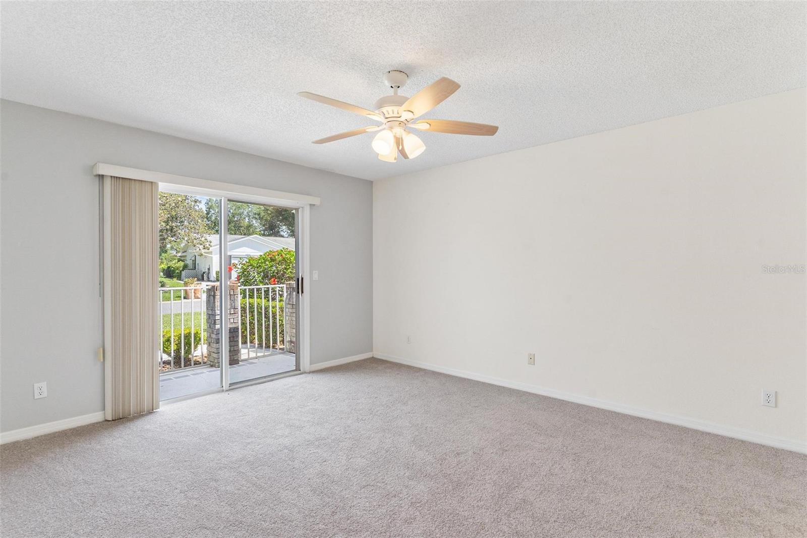Image 20 of 49 For 26030 Newcombe Circle