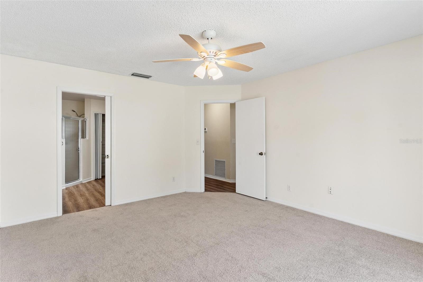 Image 21 of 49 For 26030 Newcombe Circle