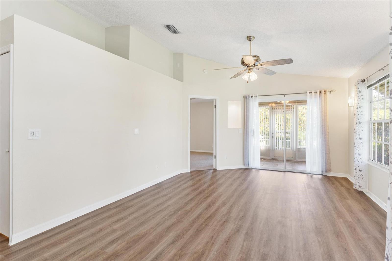Image 9 of 49 For 26030 Newcombe Circle