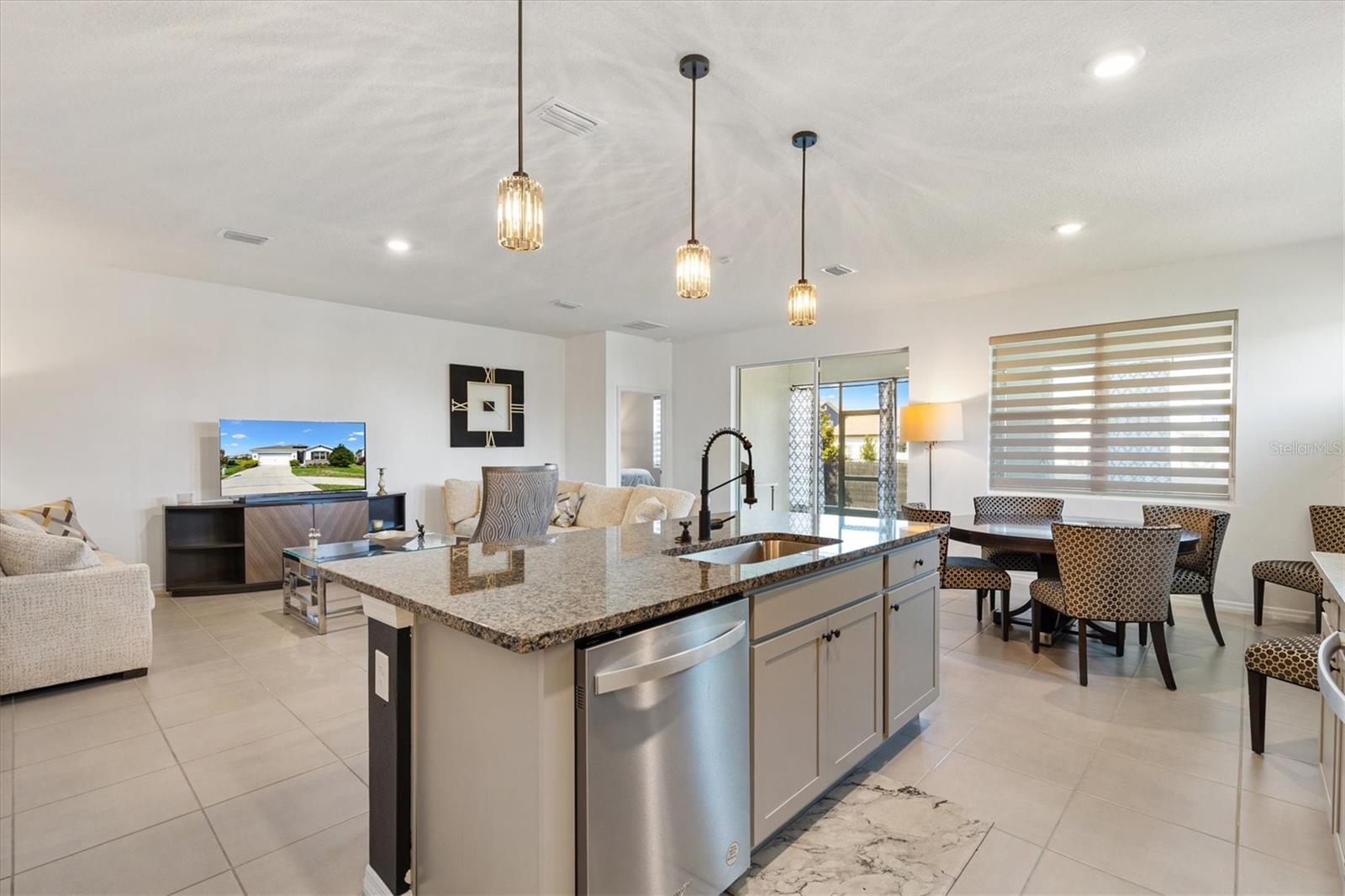 Image 14 of 34 For 8178 Penrose Place