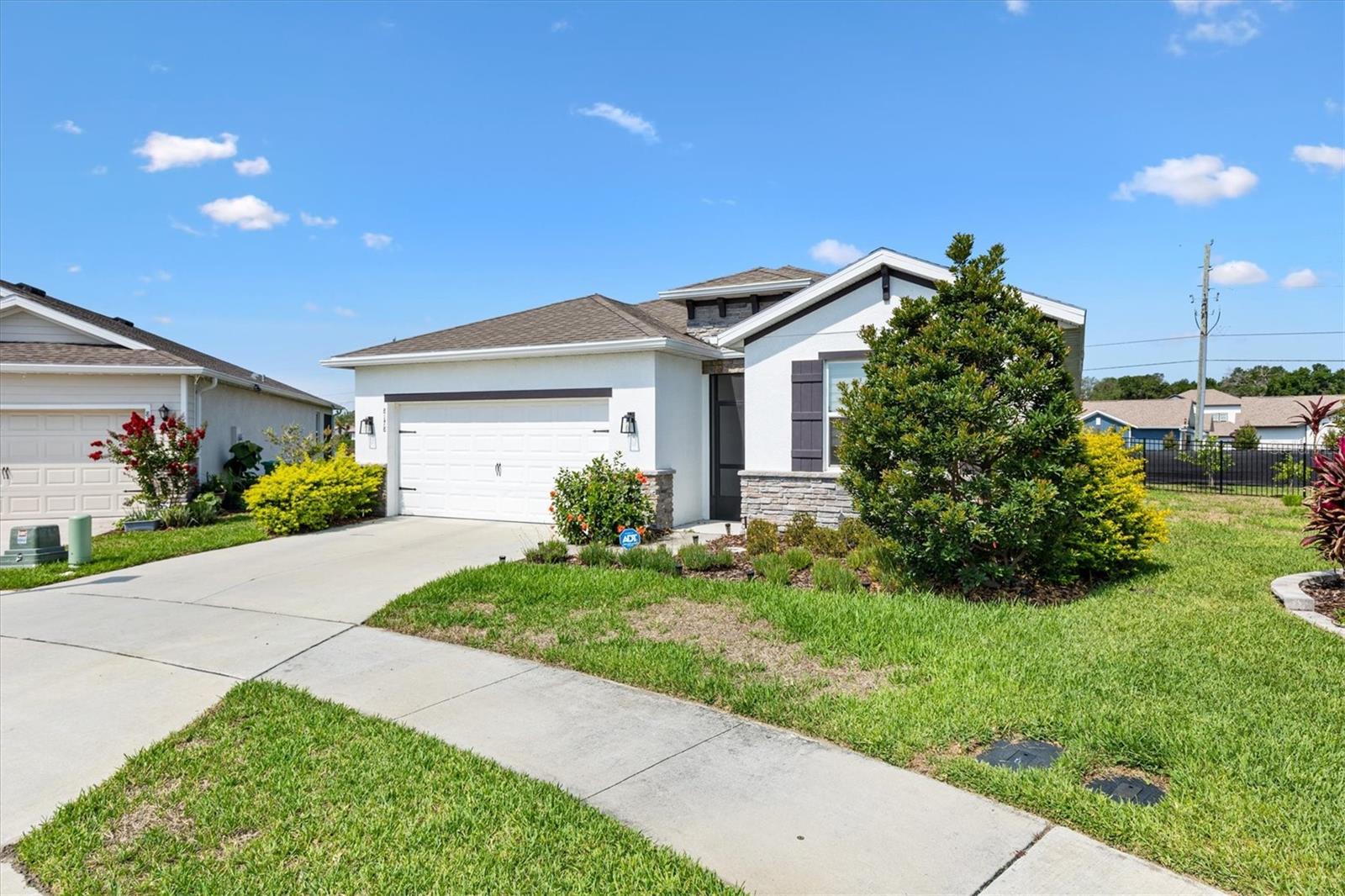 Image 4 of 34 For 8178 Penrose Place
