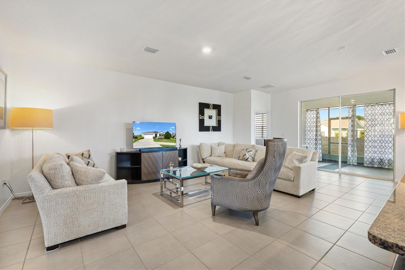 Image 7 of 34 For 8178 Penrose Place