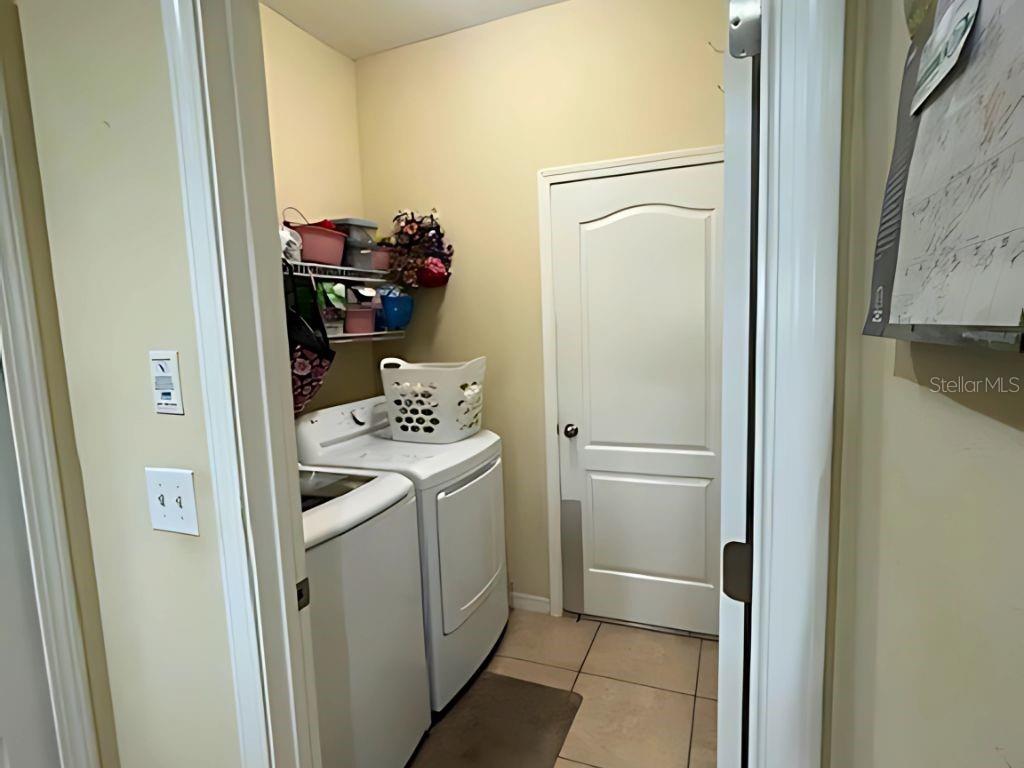 Image 17 of 38 For 3205 Sonesta Court B