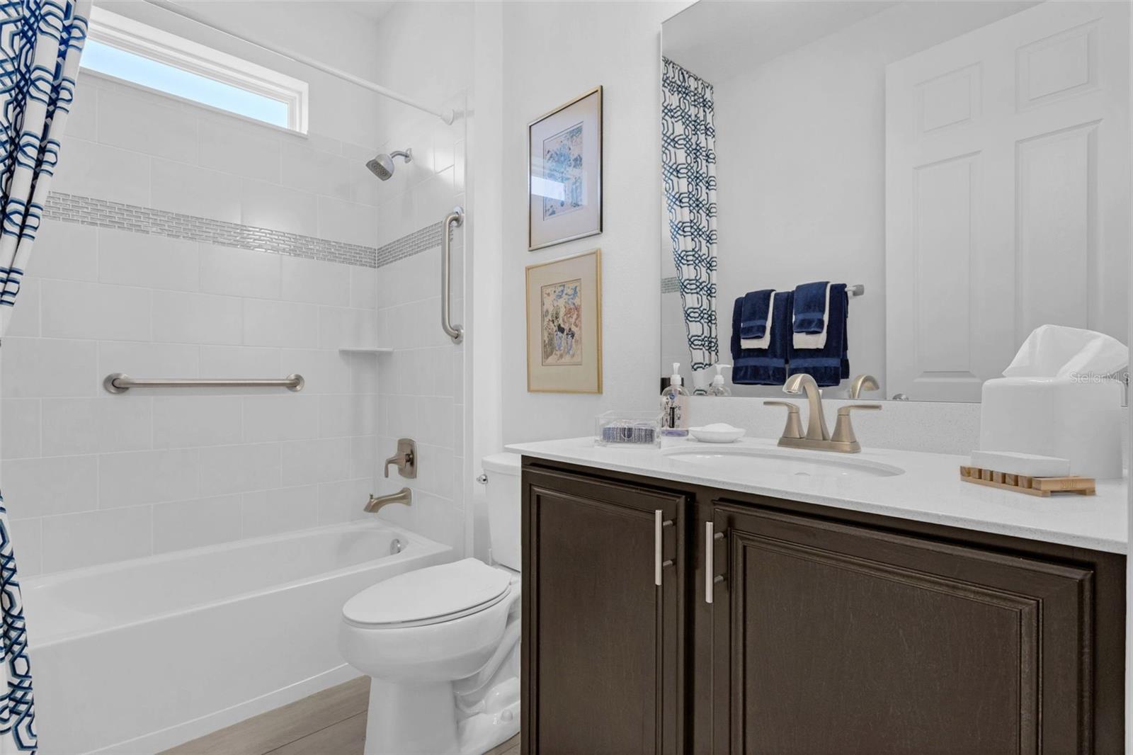 Image 22 of 71 For 453 Treviso Drive
