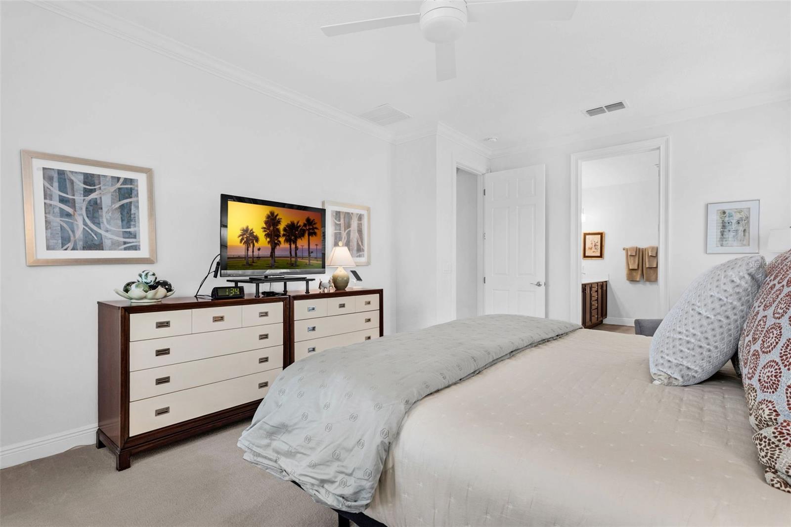 Image 27 of 71 For 453 Treviso Drive