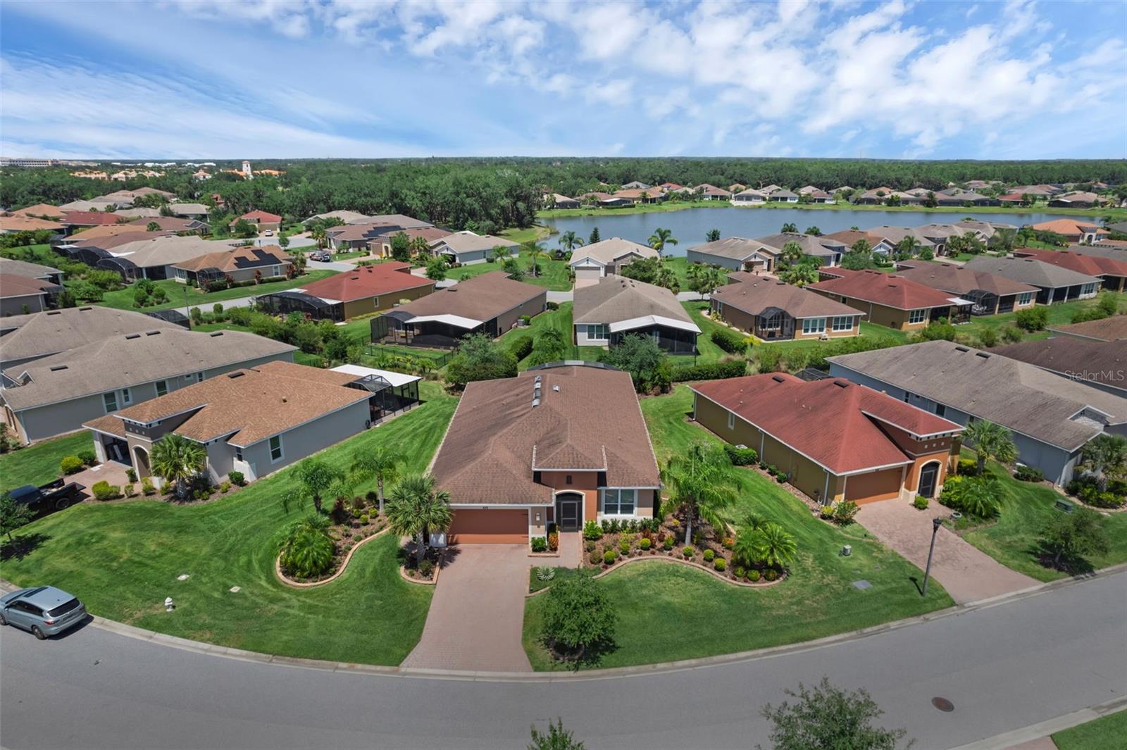 Image 35 of 71 For 453 Treviso Drive