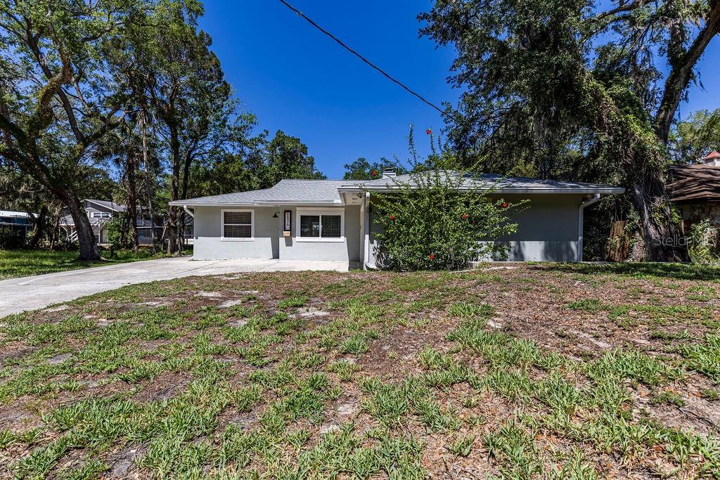 Image 11 of 46 For 6806 Holly Oak Point
