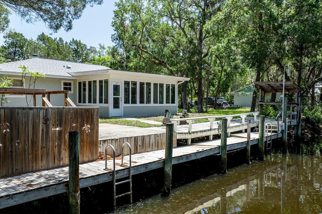 Image 4 of 46 For 6806 Holly Oak Point