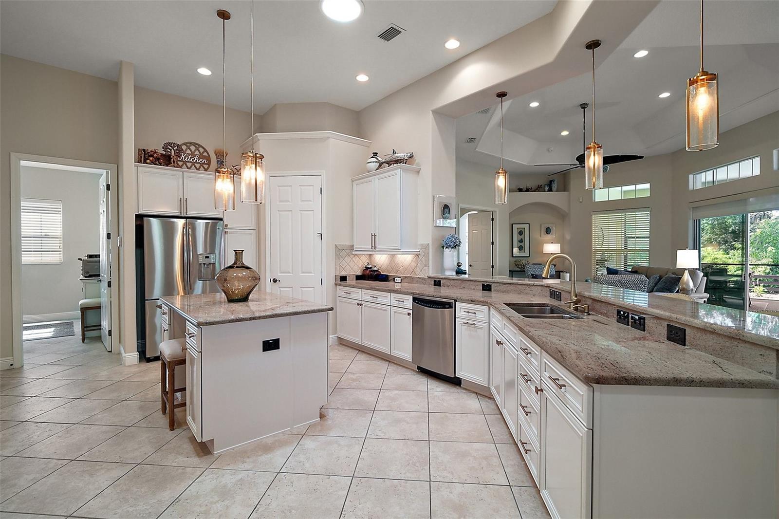 Image 11 of 43 For 2204 Baypoint Way