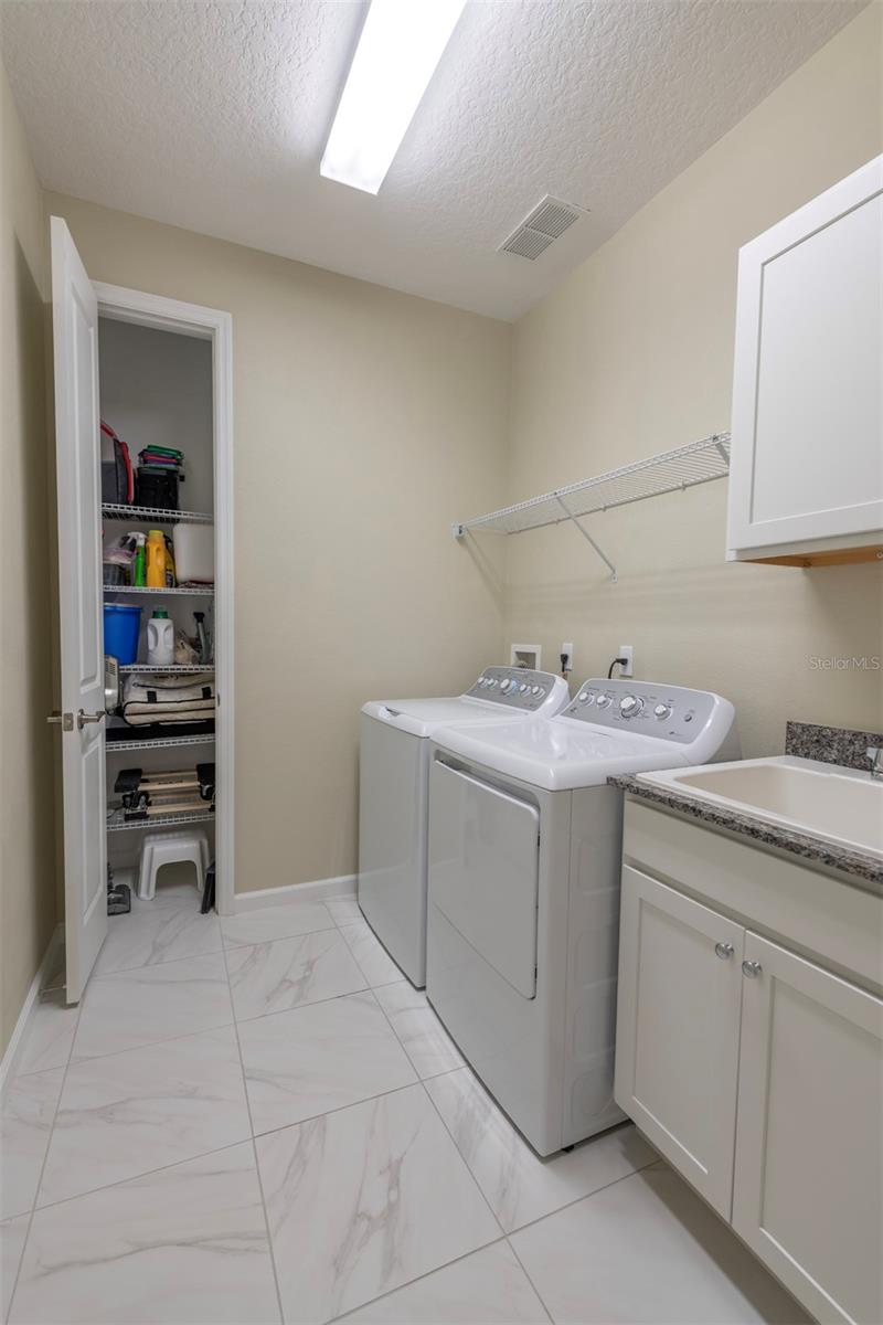 Image 35 of 64 For 179 Birchmont Drive
