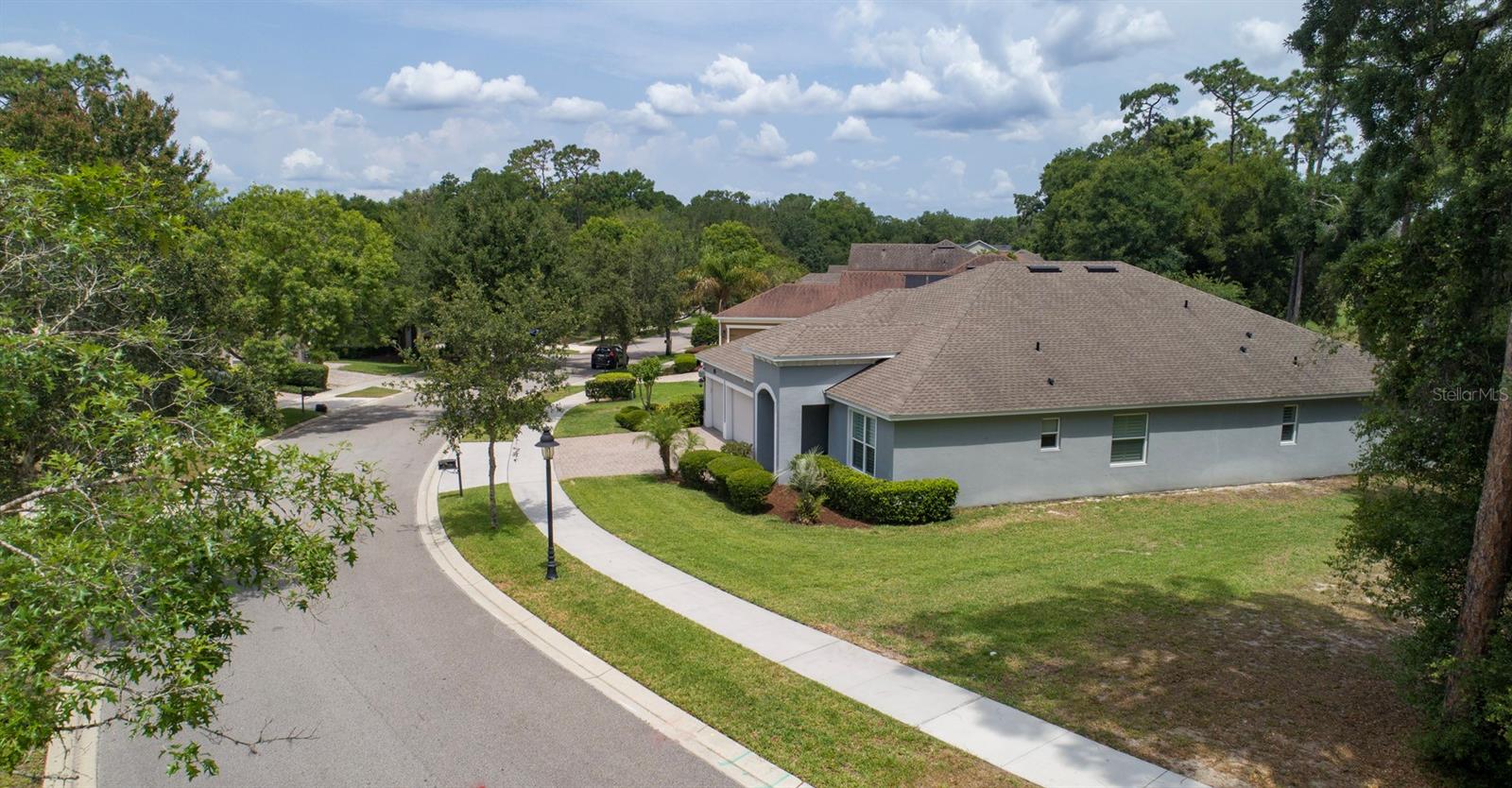 Image 4 of 64 For 179 Birchmont Drive