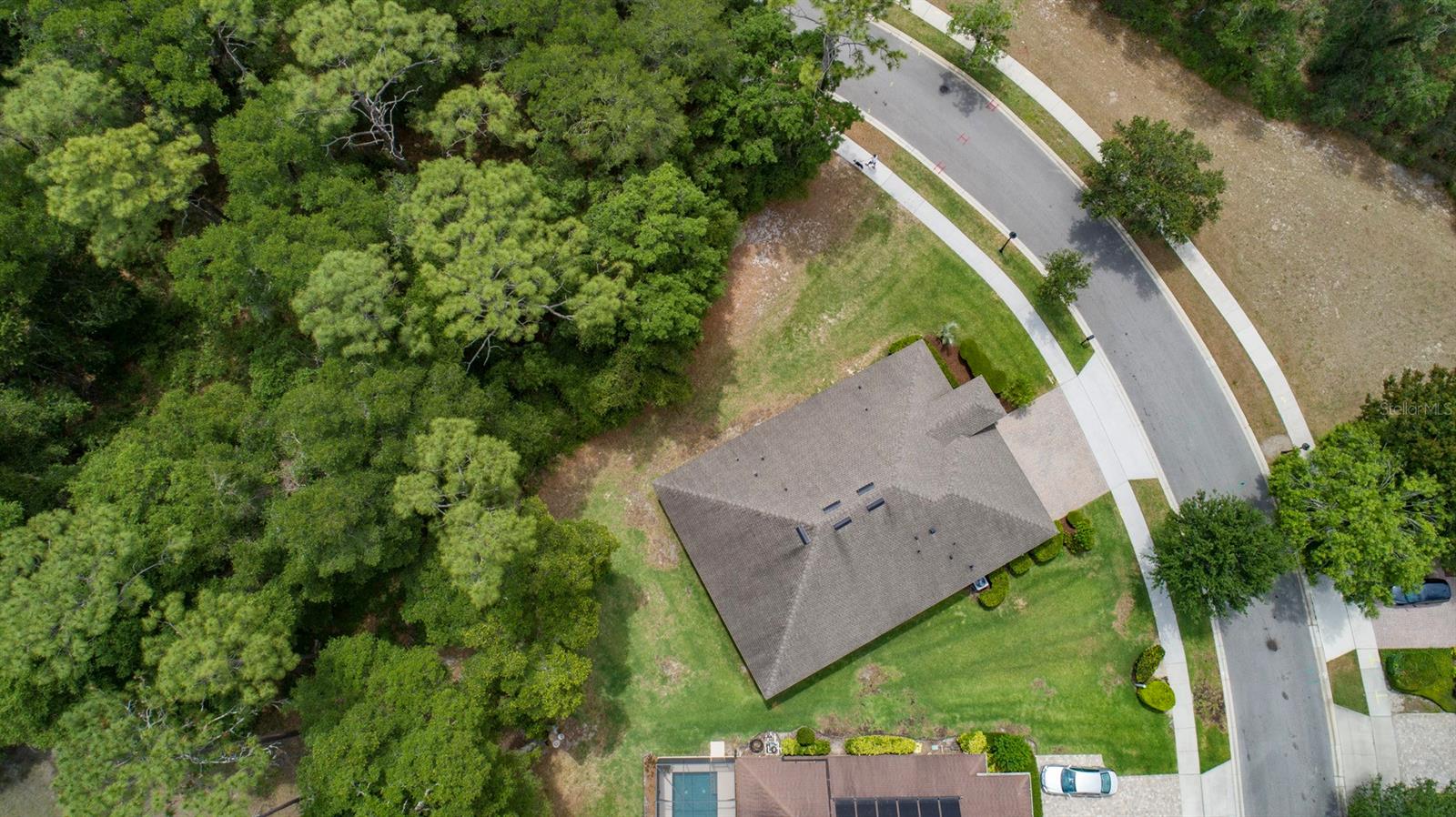 Image 50 of 64 For 179 Birchmont Drive