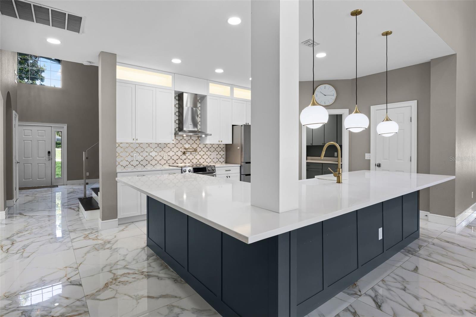 Image 10 of 59 For 12833 Hyland Lane