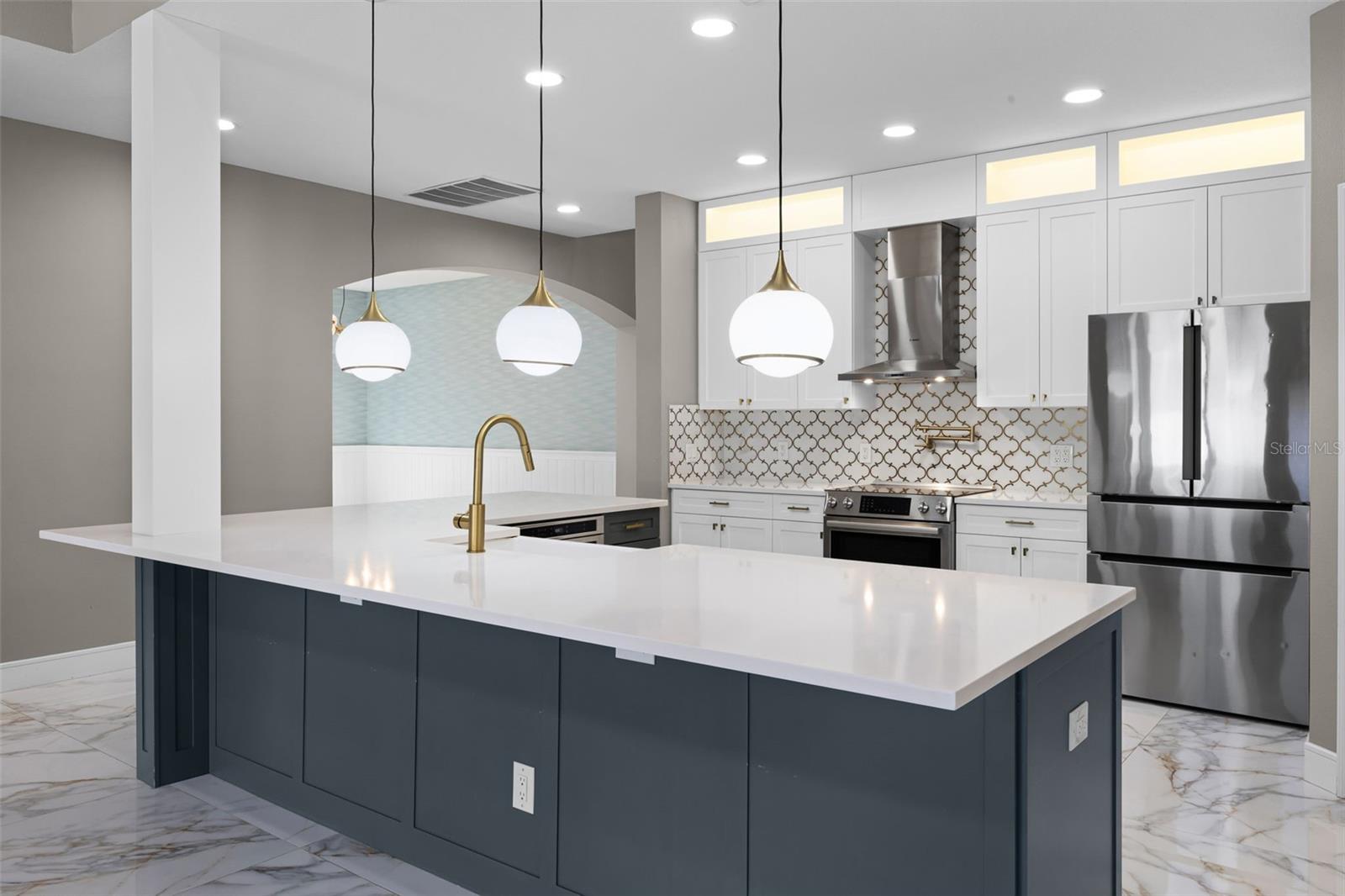 Image 12 of 59 For 12833 Hyland Lane