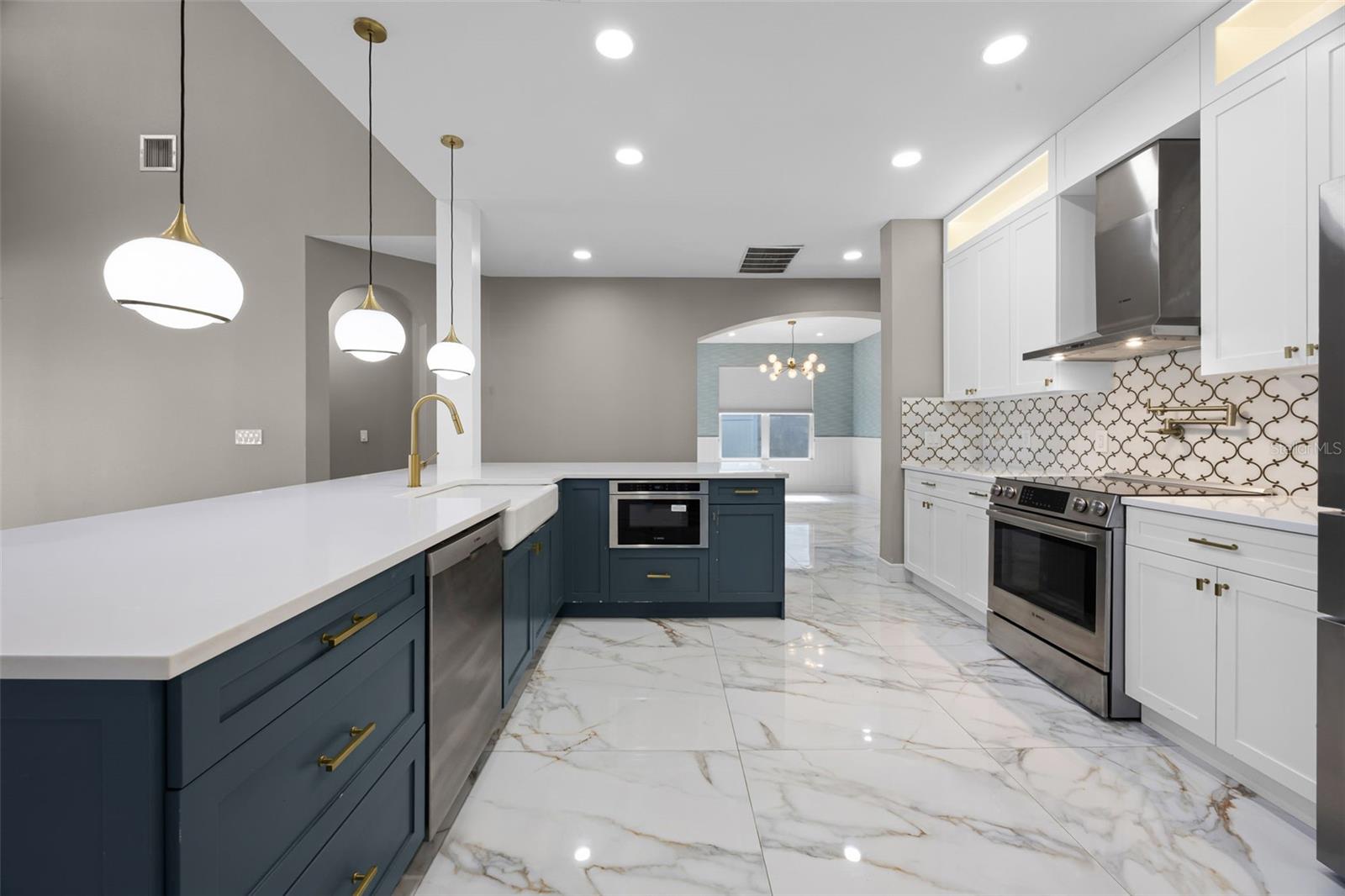 Image 14 of 59 For 12833 Hyland Lane