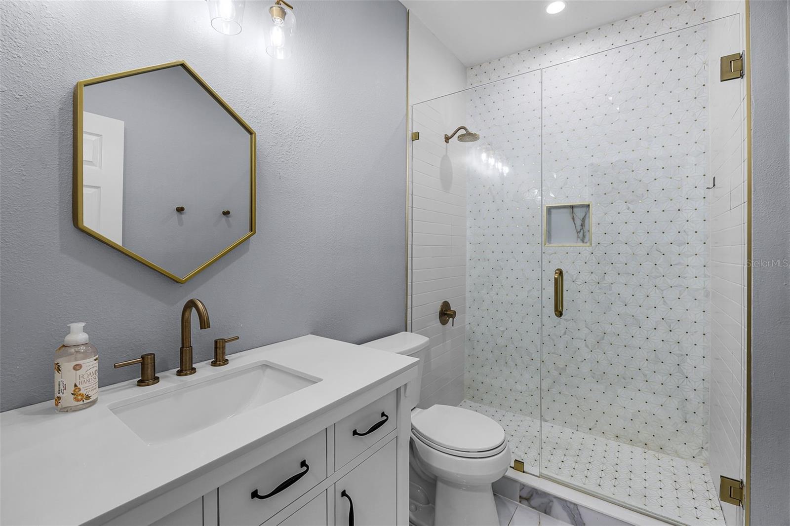 Image 33 of 59 For 12833 Hyland Lane