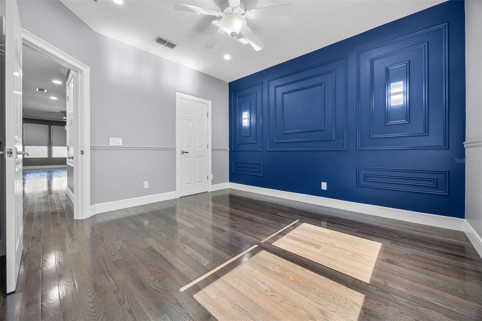 Image 35 of 59 For 12833 Hyland Lane