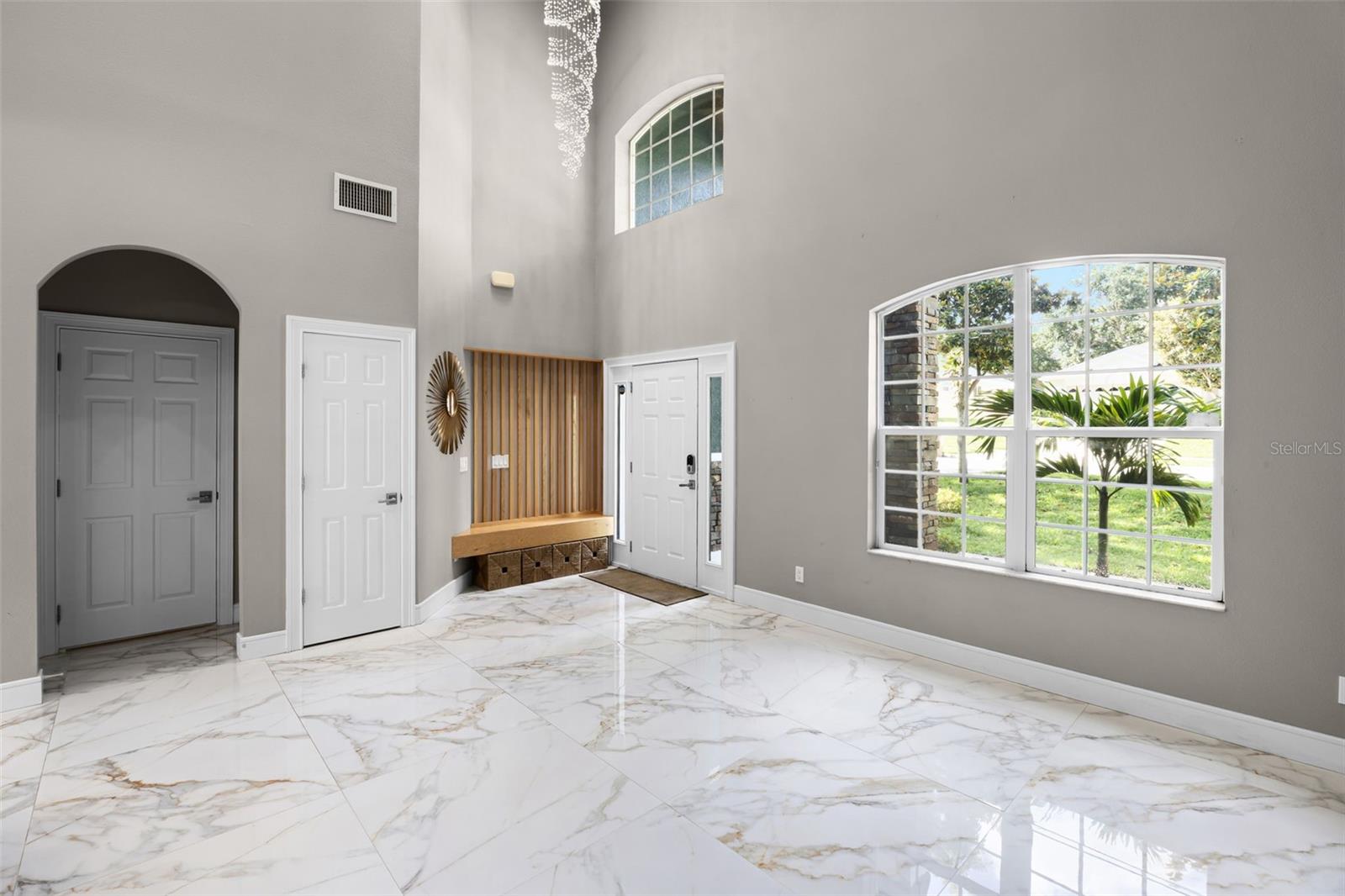 Image 5 of 59 For 12833 Hyland Lane
