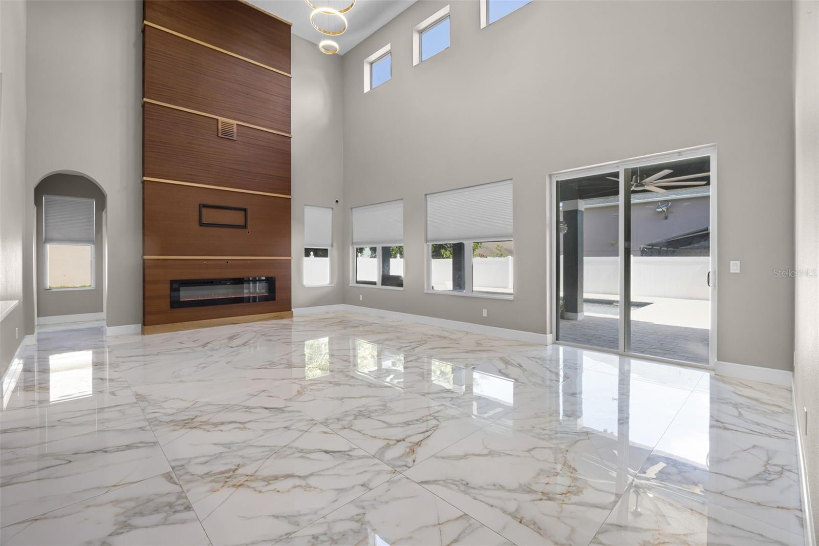 Image 6 of 59 For 12833 Hyland Lane