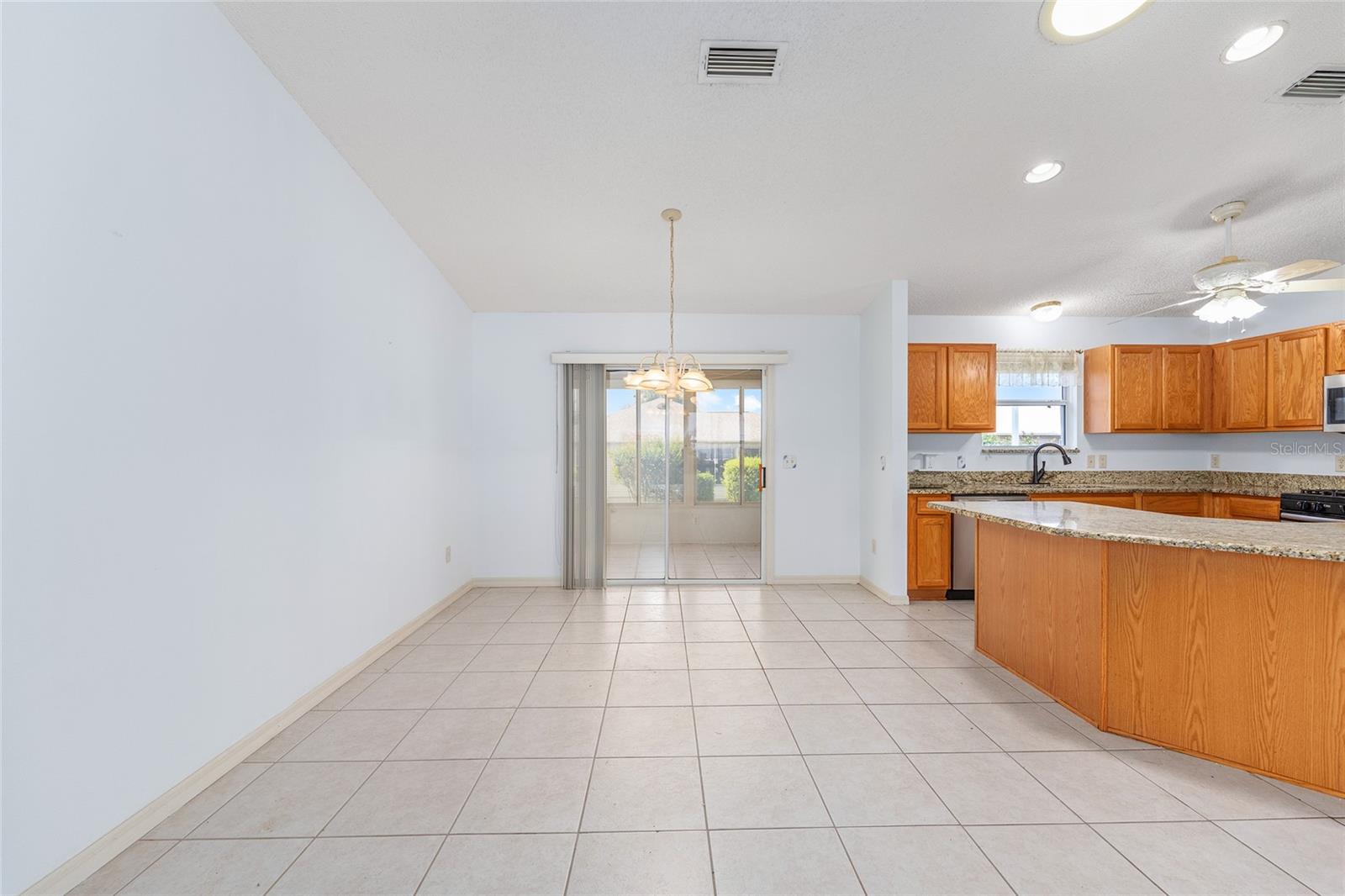 Image 13 of 42 For 17068 96th Chapelwood Circle